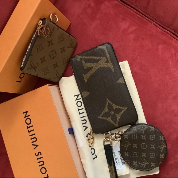 Brand new Louis Vuitton Trio ๐ - Picture 7 of 7